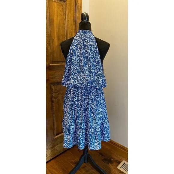 Halter Neckline Dress Plus Size XL Silky Feel Patterened Ruffle Hem Flirty Sexy - Picture 6 of 10